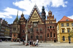 CLT > Wroclaw, Poland: $540 round-trip – Apr-Jun