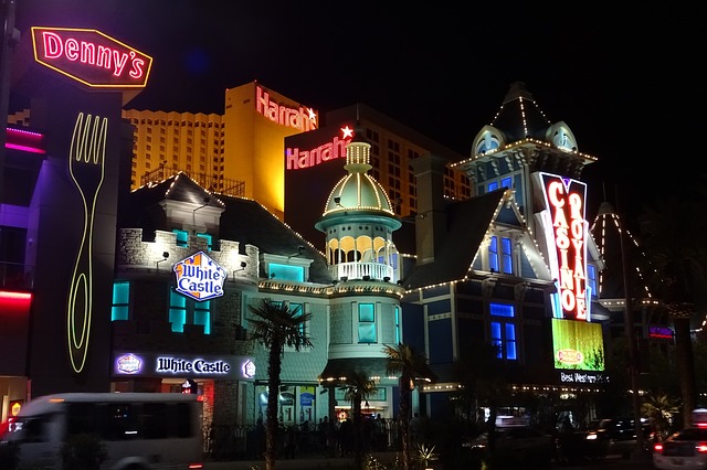 DEN > Vegas: $38 round-trip