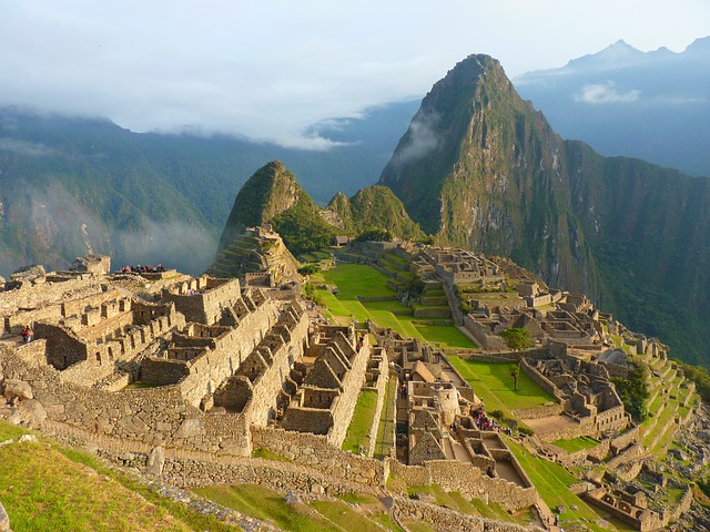 DEN > Peru in August: $877 including 10 nights [SOLD OUT]
