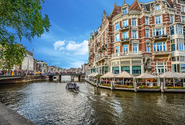 DEN > Amsterdam: $584 including flight & 7 nights [SOLD OUT]