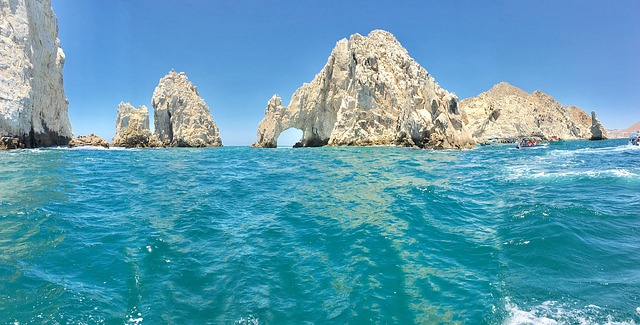 Start the New Year in Cabo: $562 including flight & 7 nights [SOLD OUT]
