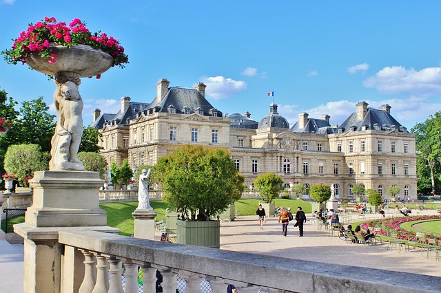 Thanksgiving Trip to Luxembourg: $644 including flight & 7 nights