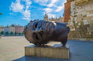 BWI > Krakow, Poland: $733 round-trip – Aug-Oct