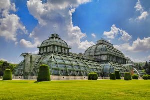 BWI > Vienna, Austria: $635 round-trip – Aug-Oct