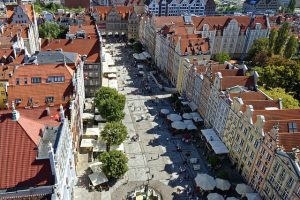 RDU > Gdansk, Poland: Flight & 6 nights: $742 – Aug-Oct