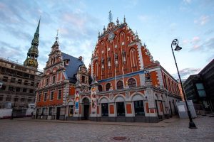OAK > Riga, Latvia: Flight & 8 nights: $801 – Sep-Nov [SOLD OUT]