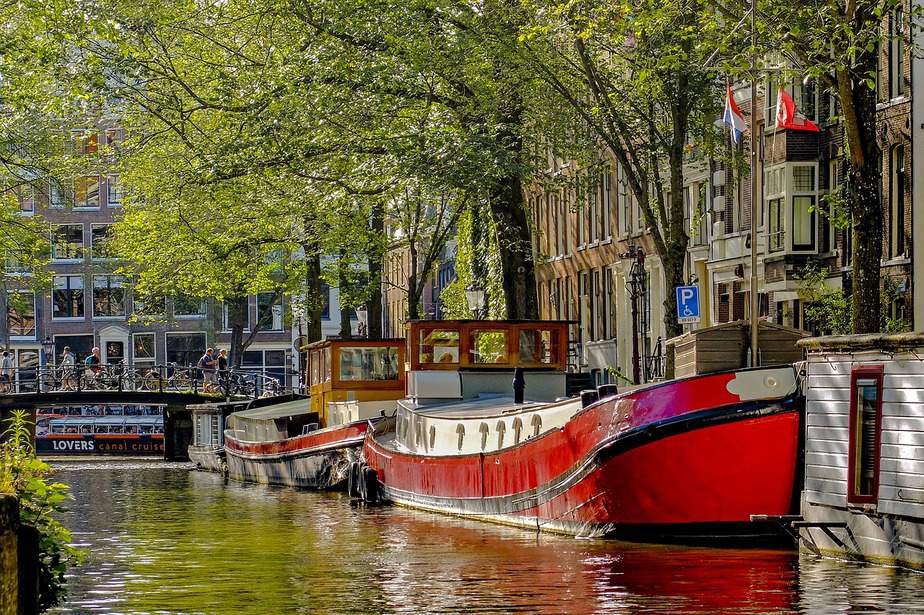 ORD > Amsterdam, Netherlands: Econ from $310. – Jul-Sep