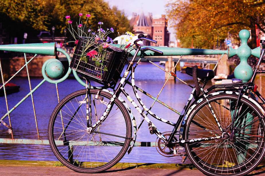 IAD > Amsterdam, Netherlands: Econ from $264. – Jan-Mar