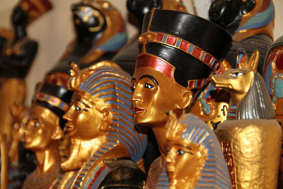 LAX > Cairo, Egypt: Econ from $562. – Sep-Nov